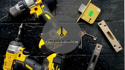 Tom Locksmiths - Visual