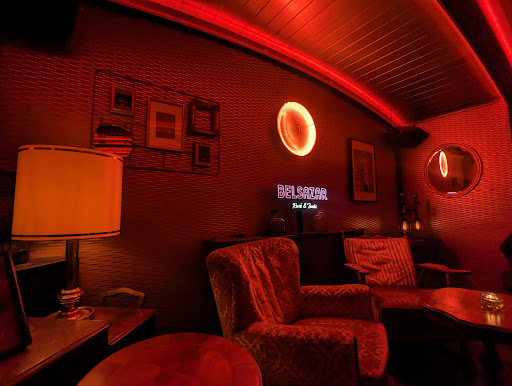 Wallace Bar - Visual