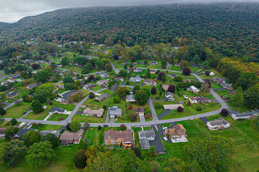 Aaron Hillegass, Realtor - Howard Hanna Bardell Realty - Thumbnail