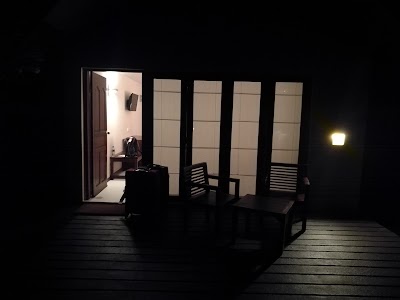Photos of Barefoot Island