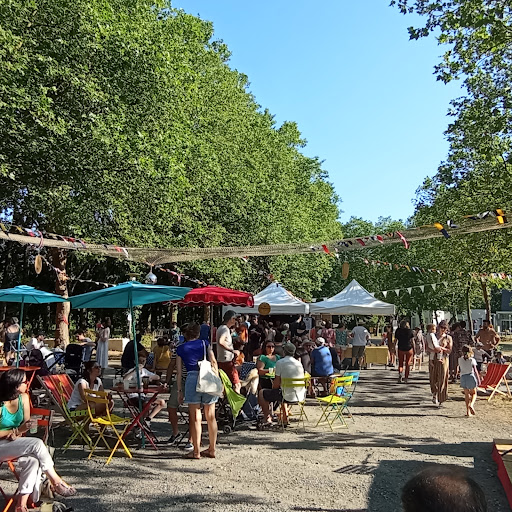 La Guinguette à Léon - Thumbnail