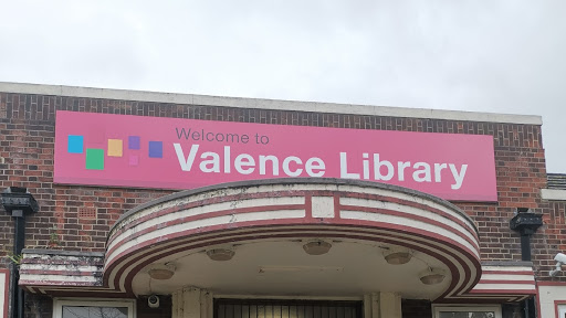 Thames View Library - Visual