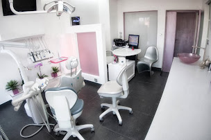 Photo n°8 de Chirurgien-dentiste Amélie Enfoux à Marseille (Dentiste)