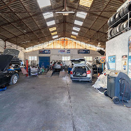 Photo n°1 de gge dubos à Hostens (Magasin de pneus)