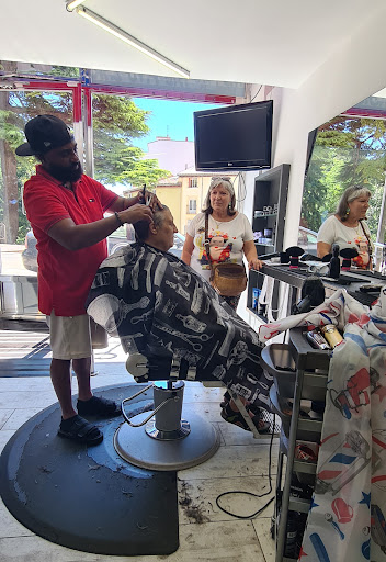 The pitu Barbershop - Thumbnail