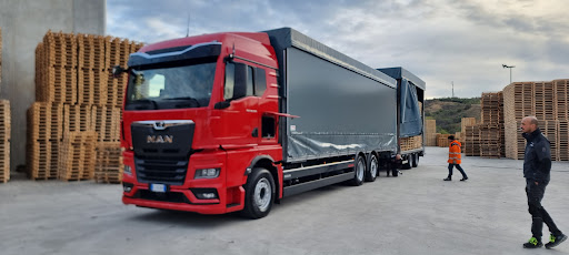 B. Group SRL - Visual