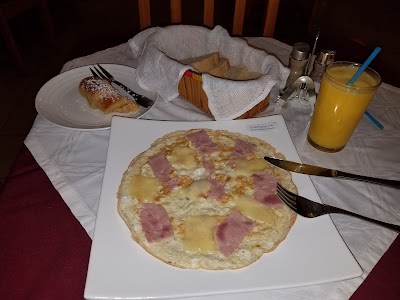 Photos of Caf&eacute; de Viennes