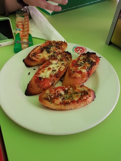 Photos of Pizza & Pasta Paparazzi