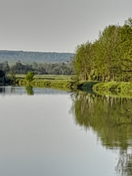 Photo n°8 de Two Wheel Moorings à Dun-sur-Meuse (Chambre d'hôtes)