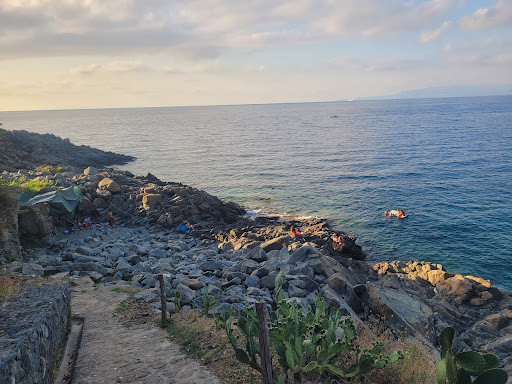 Cove Rovaglioso Cliff Porto Oreste - Thumbnail
