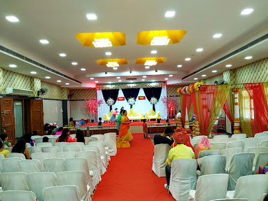 Af1qipm01ekd1jafrzl2kqs6umuma8fgtal4ltaa5ouv=s387 K No