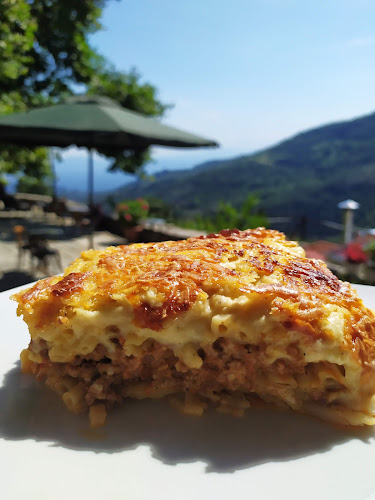 Comentarii opinii despre Μπαλκόνι με Θέα (Πάνω Πλατεία Δράκειας)