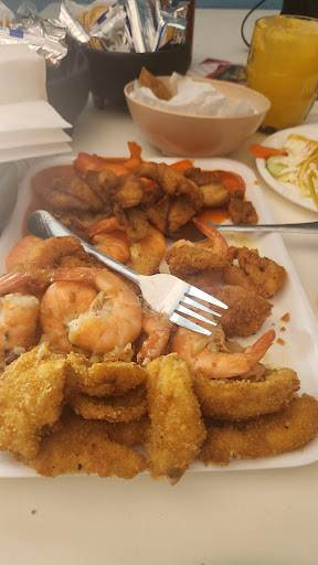 Restaurant De Pescados Y Mariscos "ERNESTO"
