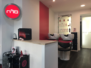 Photo n°2 de A'telier N18 à Vannes (Salon de coiffure)