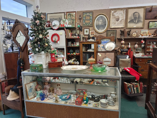 Sticks-n-Stones Antiques - Thumbnail