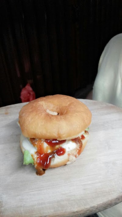 Photos of Burger Logam