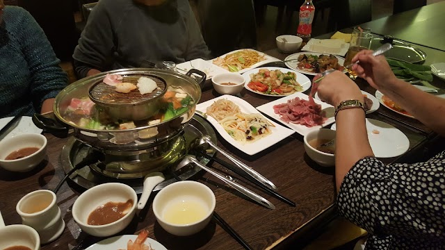 Wing Yip Superstore Croydon