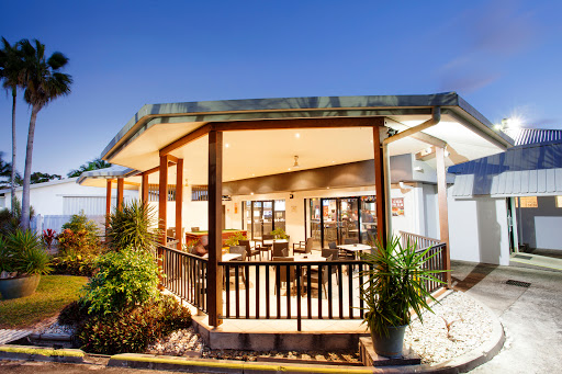 Restaurant at the Mission Beach Resort - Thumbnail