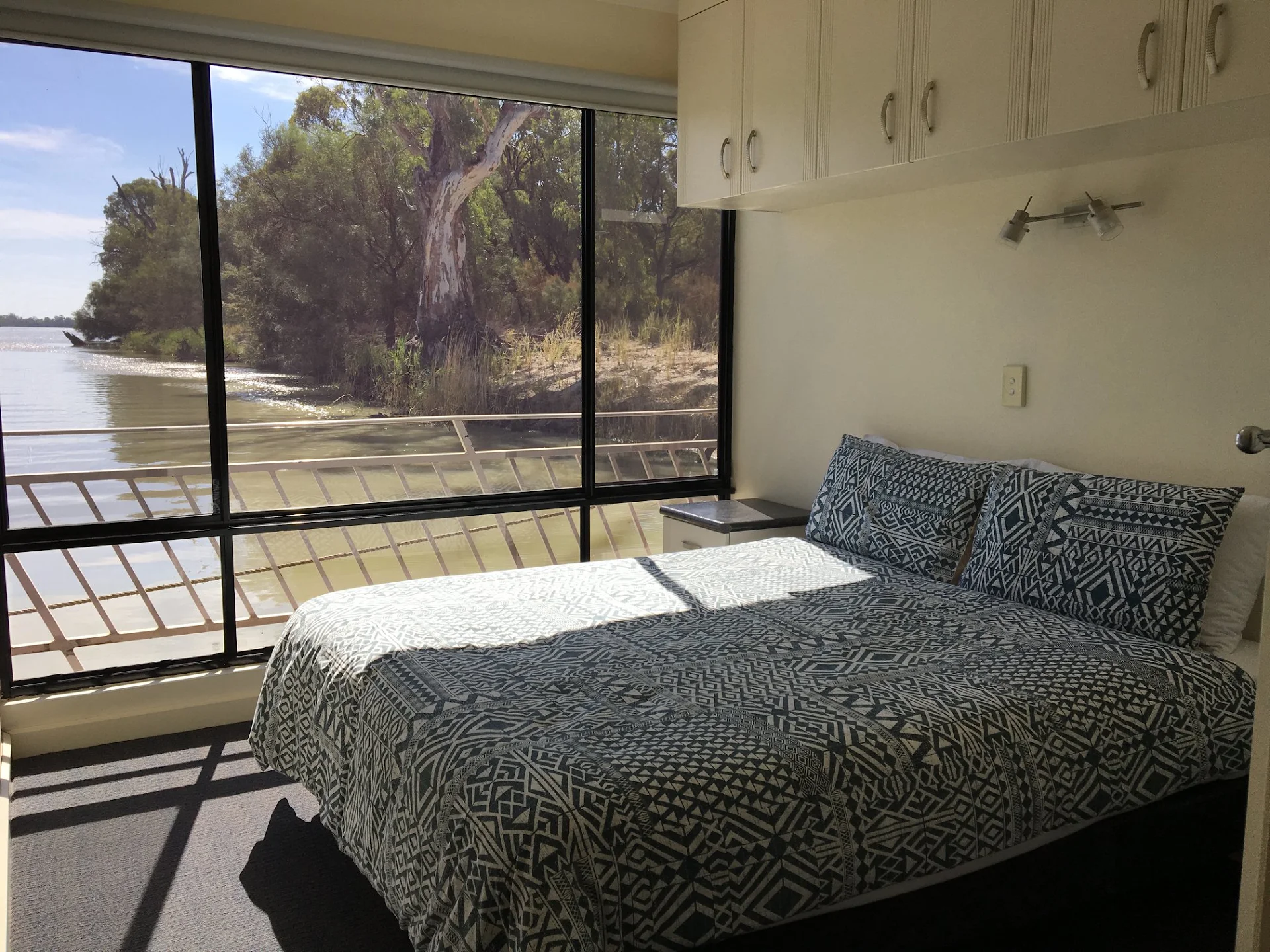 River Murray Houseboats