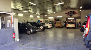 Photo n°1 de Carrosserie HCM à Aubagne (Atelier de carrosserie automobile)