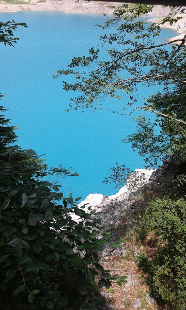 Lago di Sàuris