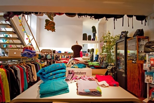 Hang Loose Snowboard-Surf-Kite Shop