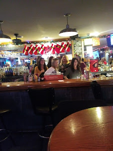 Suwallers Bar & Grill photo