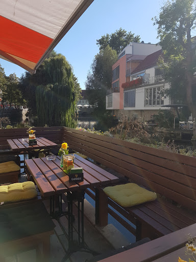 Molly Malone Irish Pub - Visual