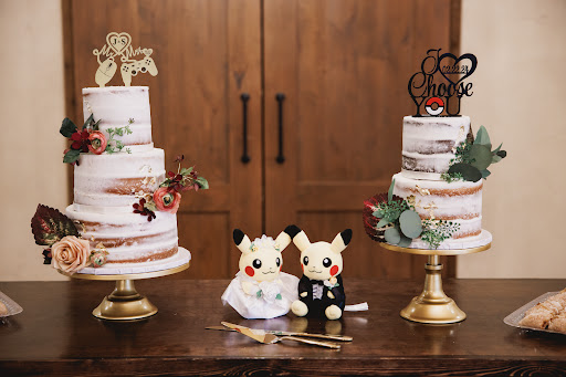 Couture Wedding Cakes - Thumbnail