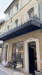 Photo n°23 de ATZANA à Saint-Rémy-de-Provence (Magasin d'ameublement d'extérieur)