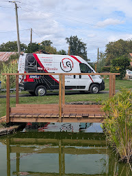 Photo n°24 de LG RENOVATION 85 - Menuisier / peintre à Saint-Maurice-le-Girard (Menuisier)