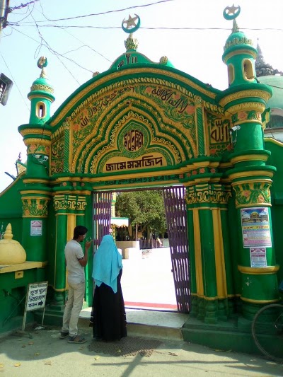 Photos of Hazrat Makhdum Shah R. Mazar
