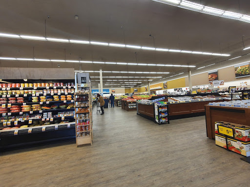 Saddle Rock Shopping Center - Thumbnail