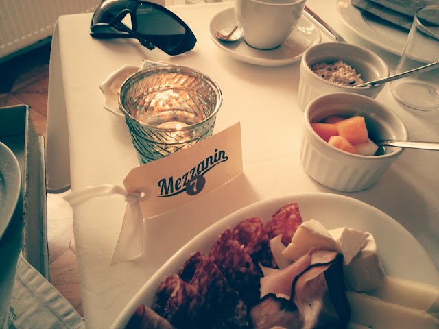 Mezzanin7