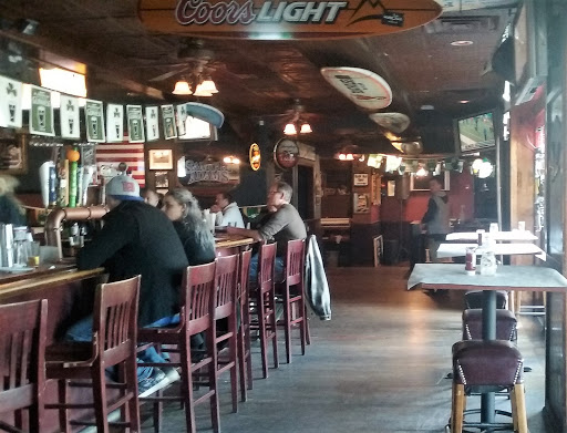 Boathouse Bar & Grill - Thumbnail