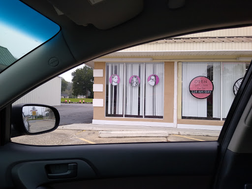 Kemaria Madisson Beauty Salon - Wedding Hairstylist Expert, Professional Makeup