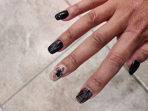 Maya Nails Spa Professional Nails Care - Thumbnail