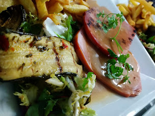 Photo n°54 de restaurant o'commerce Hotel du commerce fauville en caux à Terres-de-Caux (Hôtel)