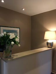 Photo n°3 de Dr Valerie BOUJU LE TAILLANDIER à Versailles (Dentiste)