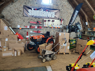 Photo n°13 de Cantal Motoculture à Ally (Magasin de matériel de motoculture)