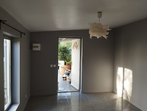 Photo n°10 de DUARTE CLHG - Rénovation intérieure Appartement/Maison | Rénovation de Salle de bain | Travaux de Peinture | 78 Les Yvelines à Poissy (Plâtrier.ère)