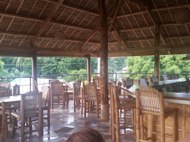 Zenith Resto Bar & Inn
