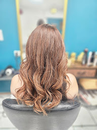 Photo n°30 de Côté court salon de coiffure à Saint-Jeoire (Salon de coiffure)