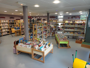 Photo n°1 de Bibliothèque de Bonnétable / Réseau Médiathèque Le Lien à Bonnétable (Bibliothèque)