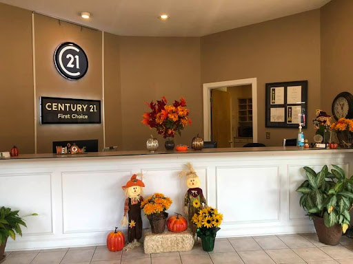 The Linda Hall Team - Century 21 First Choice Gallery - United States