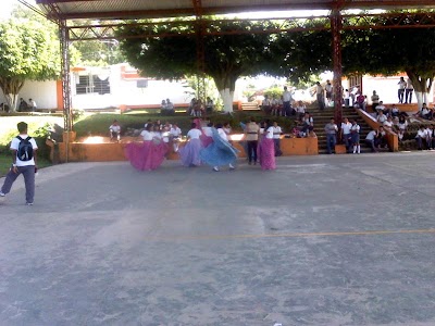 Photos of Escuela Preparatoria Arnoldo Ruiz Armento
