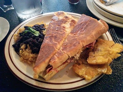 Photos of Penn Station Deli and Grill
