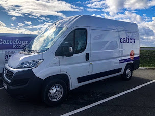 Photo n°3 de Carrefour Location à Mably (Agence de location de fourgonnettes)