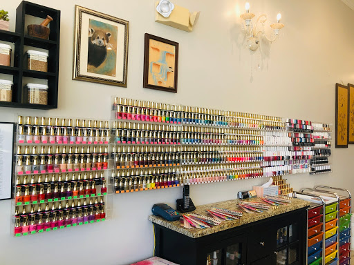 Tips & Toes Pro Nail Care - Thumbnail