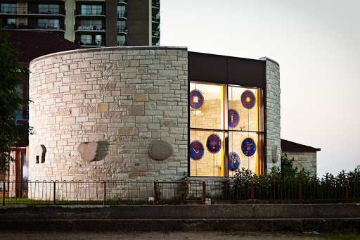 Emanuel Congregation - Visual